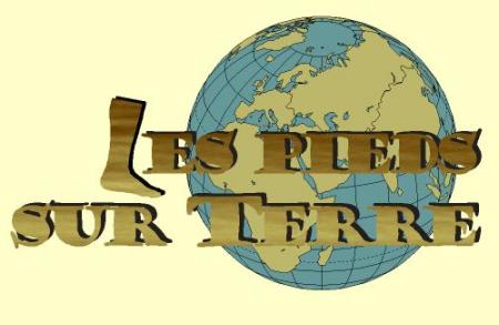 Les pieds sur terre